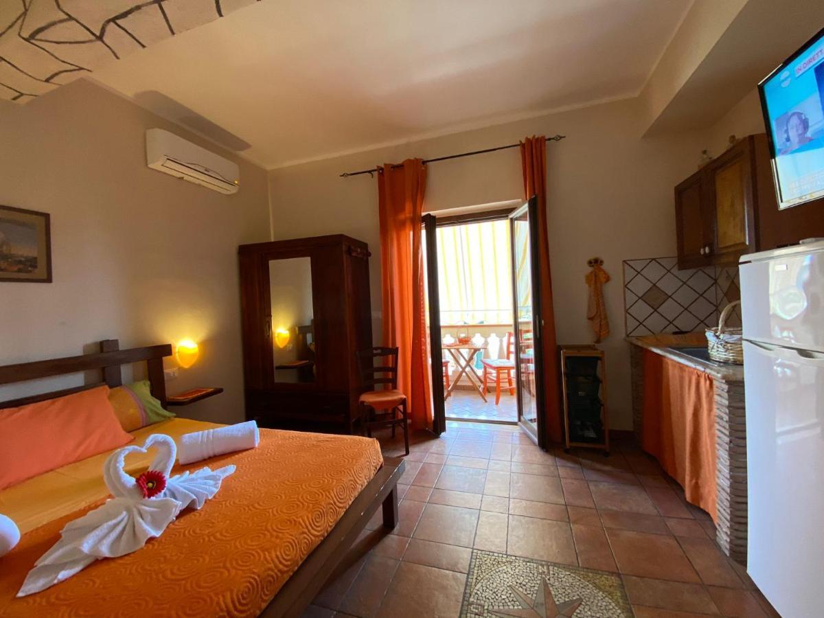 Rosa Dei Venti Accomodation Tropea Buitenkant foto