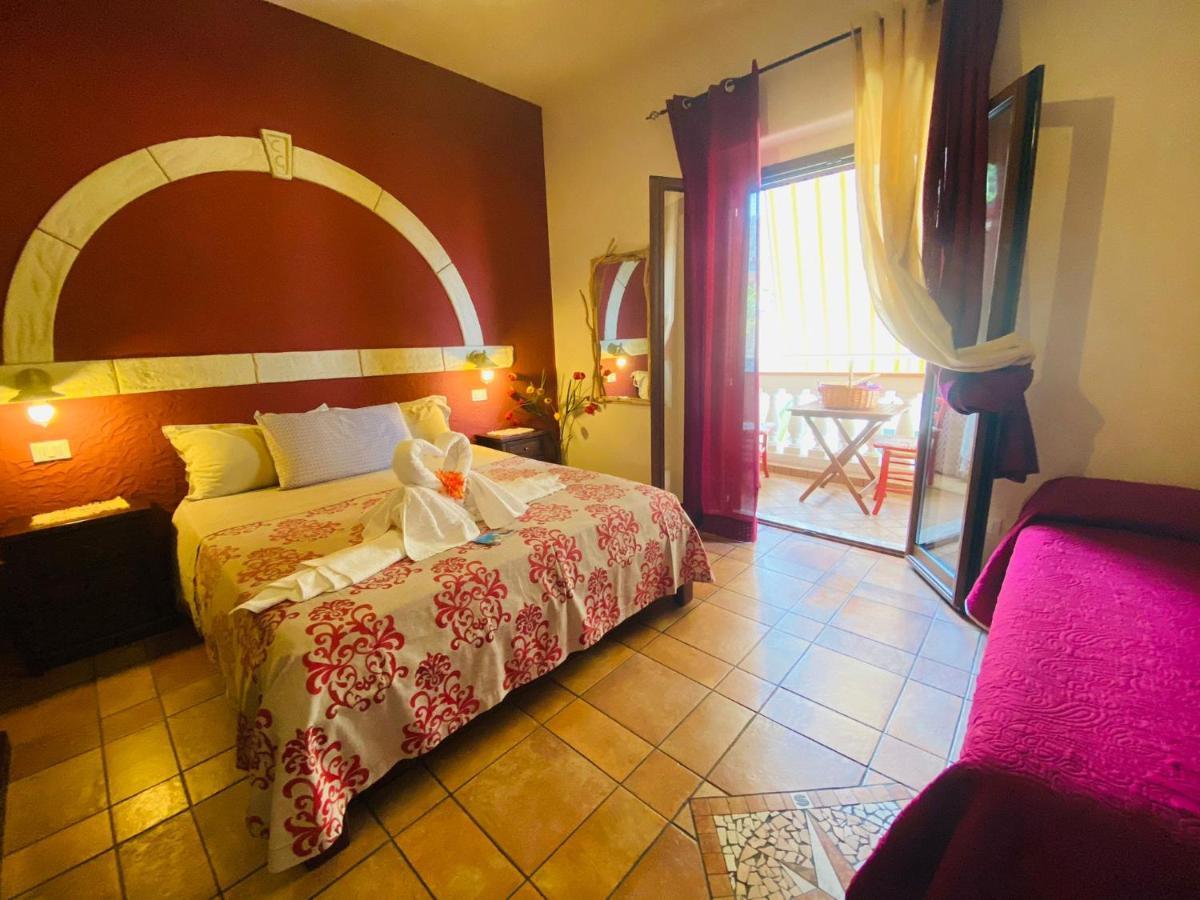 Rosa Dei Venti Accomodation Tropea Buitenkant foto