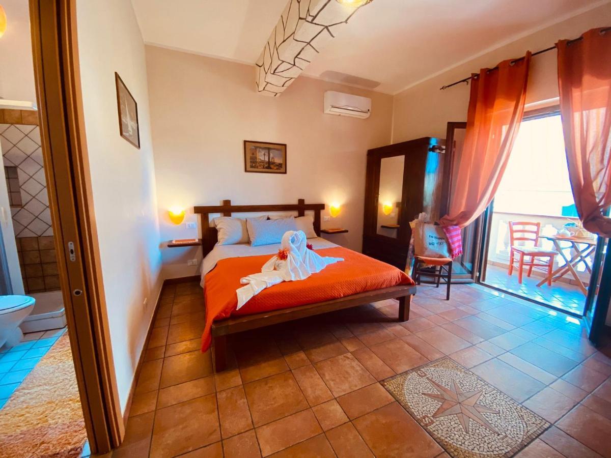 Rosa Dei Venti Accomodation Tropea Buitenkant foto