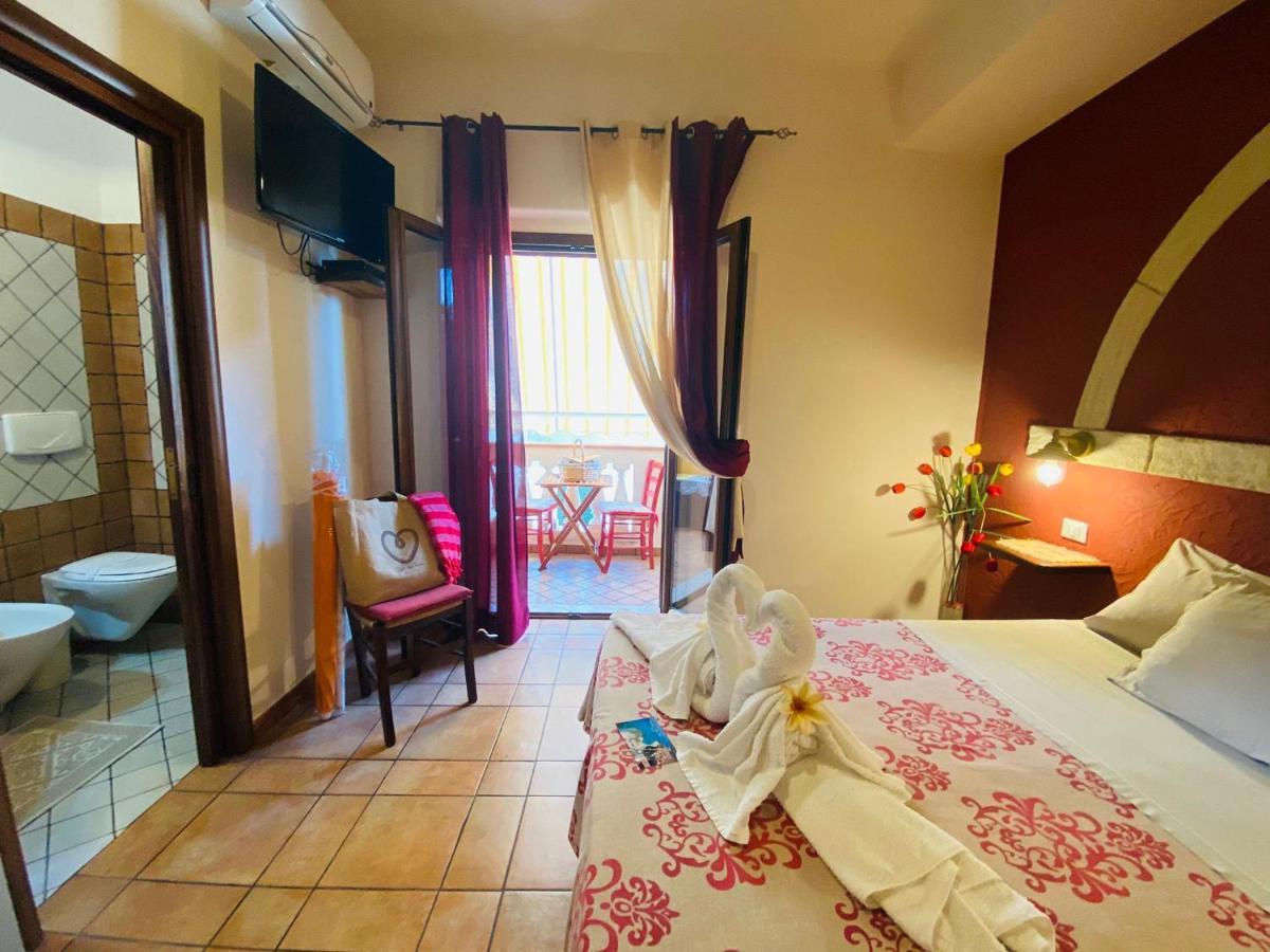 Rosa Dei Venti Accomodation Tropea Buitenkant foto
