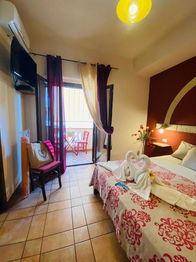 Rosa Dei Venti Accomodation Tropea Buitenkant foto