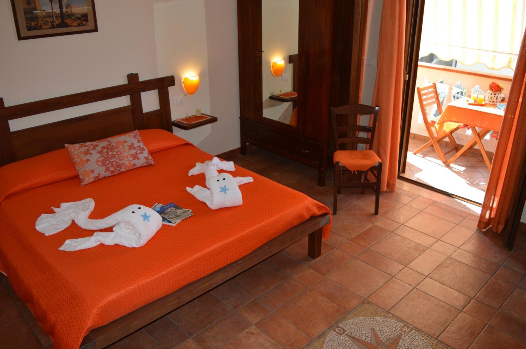 Rosa Dei Venti Accomodation Tropea Buitenkant foto